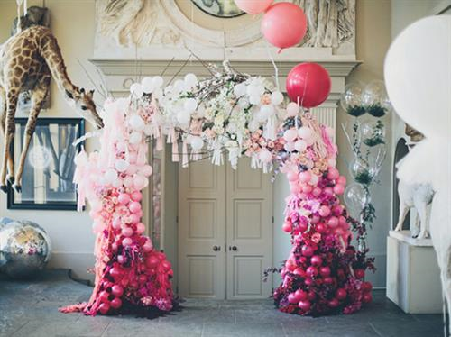Muôn kiểu sáng tạo cổng cưới bong bóng cho tiệc cưới hoàn hảo