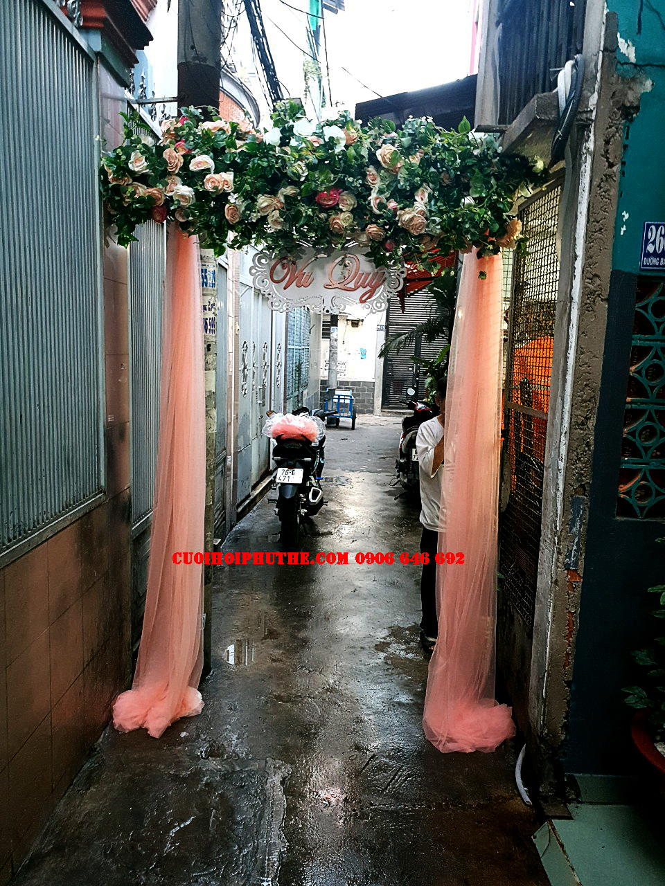 cổng hoa  trắng hồng 1m2